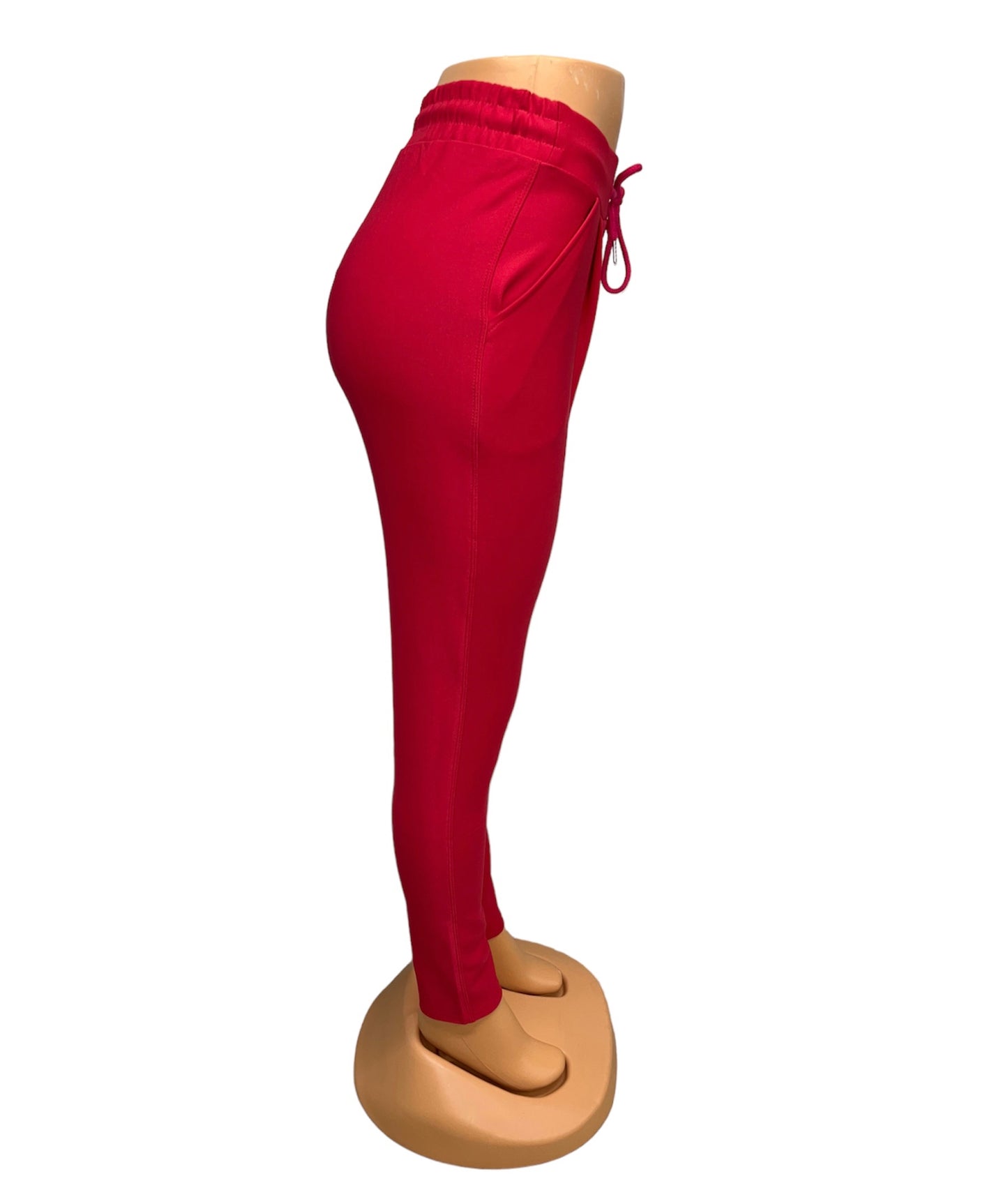 -PANTALÓN CONFORT ROJO CON CORDONES